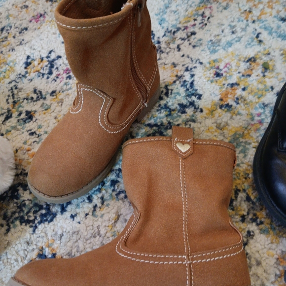 COPY - BOOT/SHOE BUNDLE EUC &< - Picture 5 of 15